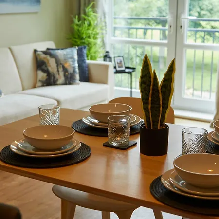 Stylish 2-Bedroom Apartment With Free Parking Halifax Exterior photo